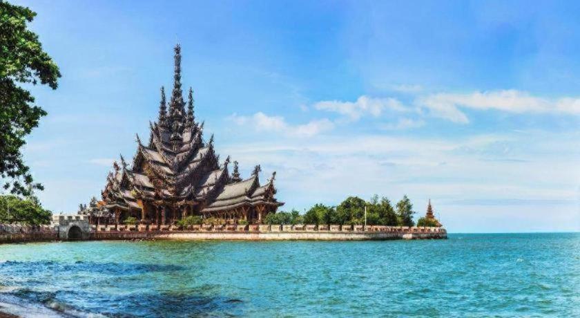 By Dee @Jomtien Hotel Pattaya Exterior photo